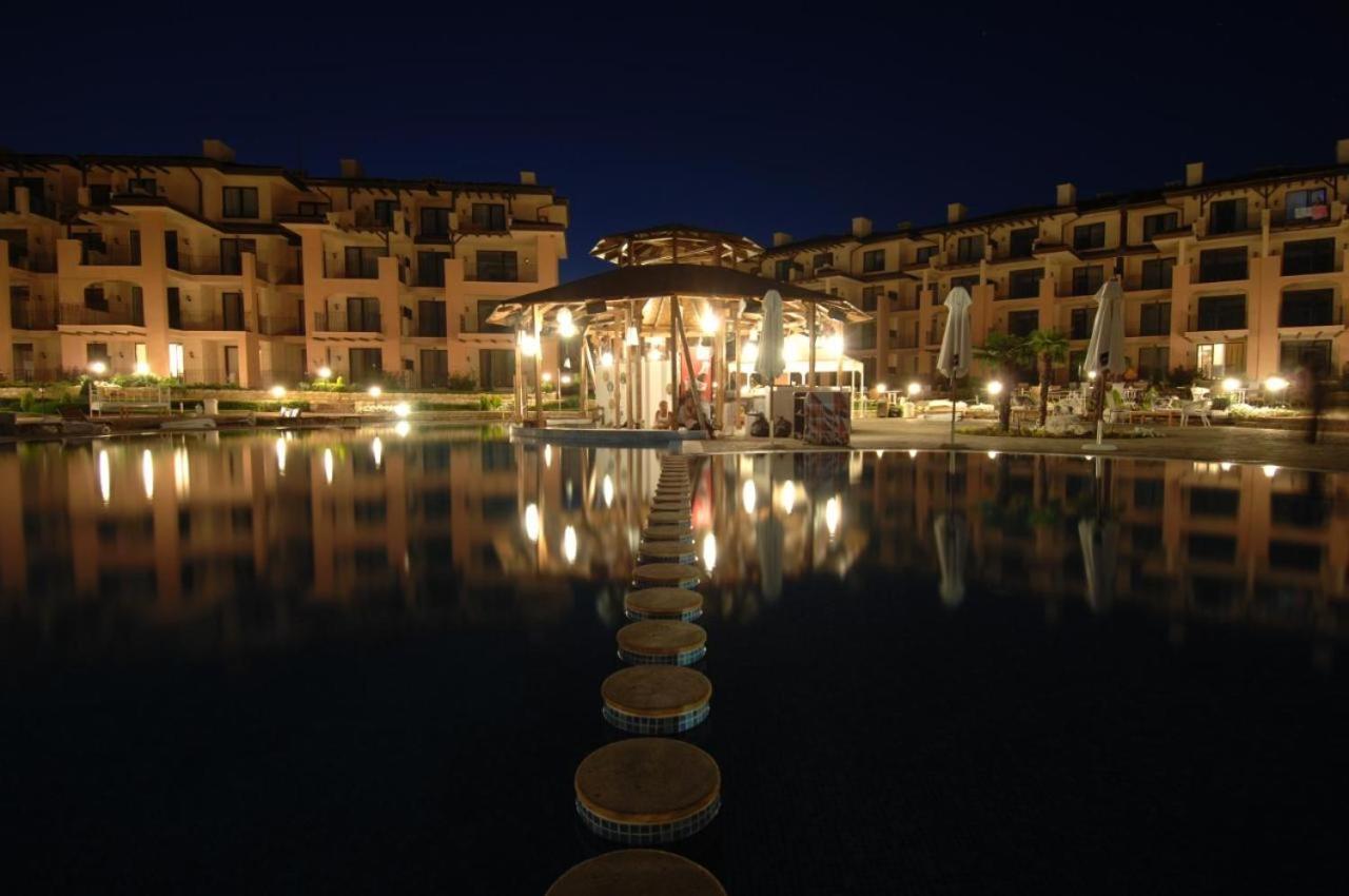 Sea View & Infinity Pool Apartments In Kaliakria Resort Baltjik Exteriör bild