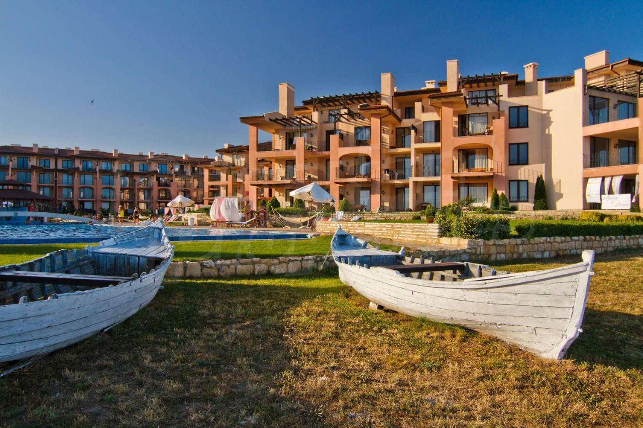 Sea View & Infinity Pool Apartments In Kaliakria Resort Baltjik Exteriör bild