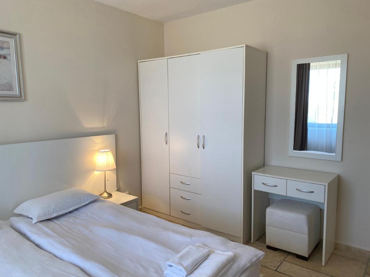 Sea View & Infinity Pool Apartments In Kaliakria Resort Baltjik Exteriör bild